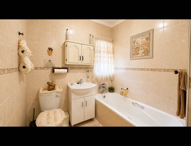 4 BEDROOM FREESTANDING FOR SALE IN WESTVILLE